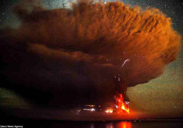 «Ξύπνησε» και τρομοκρατεί ξανά το ηφαίστειο της Χιλής